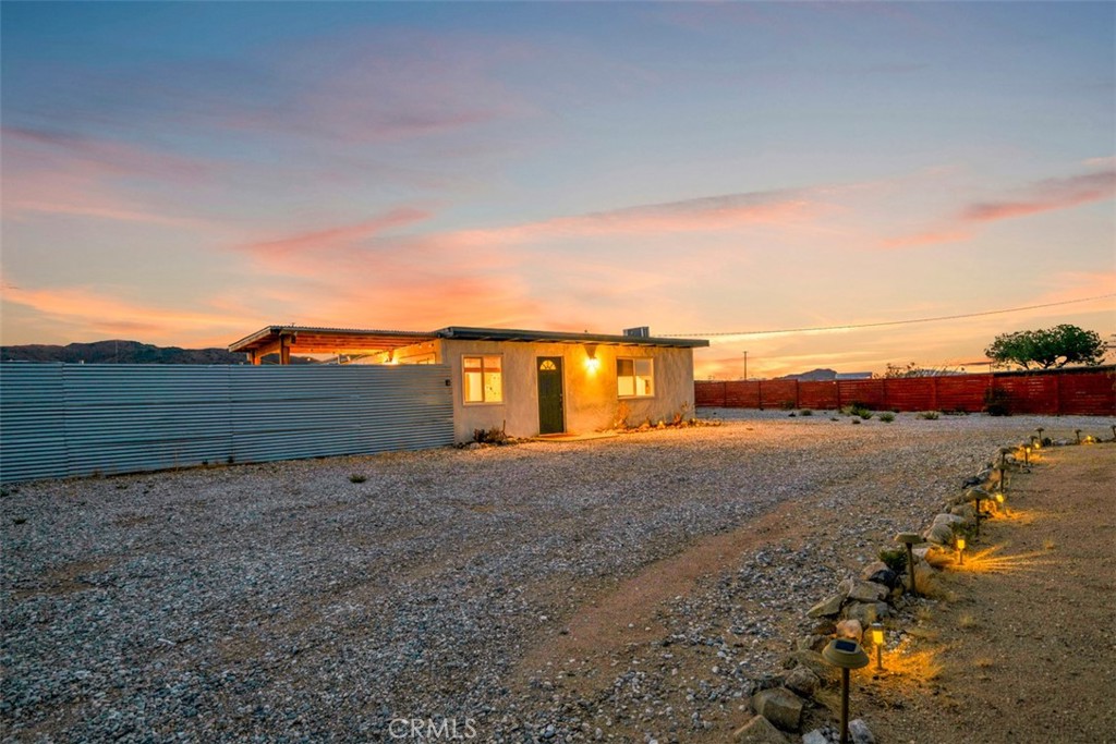 MLS #OC25049040 image #1