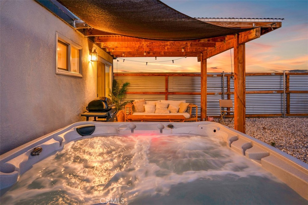 MLS #OC25049040 image #2