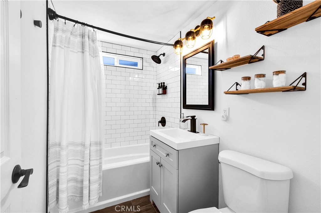 MLS #OC25049040 image #25