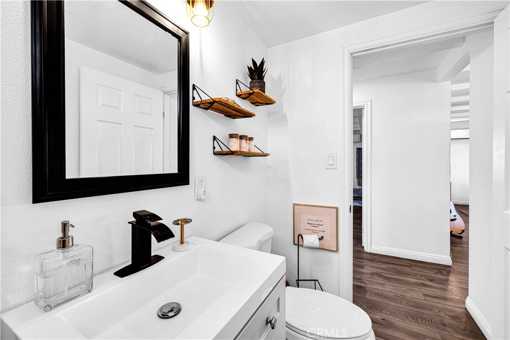 MLS #OC25049040 image #26