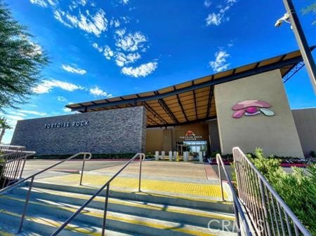 MLS #OC25059000 image #16