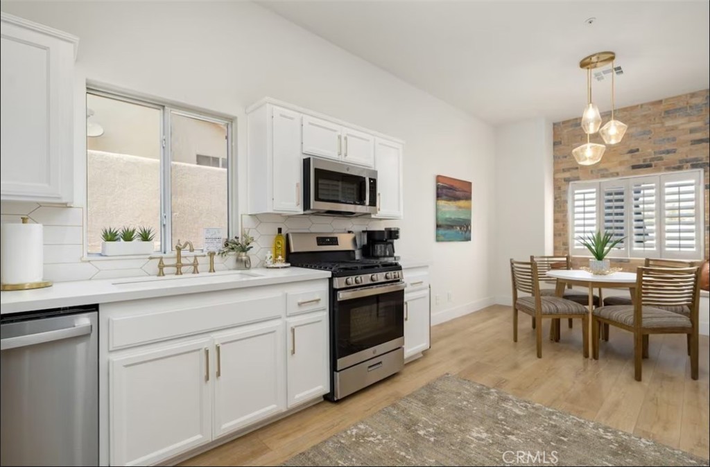 MLS #OC25063877 image #11