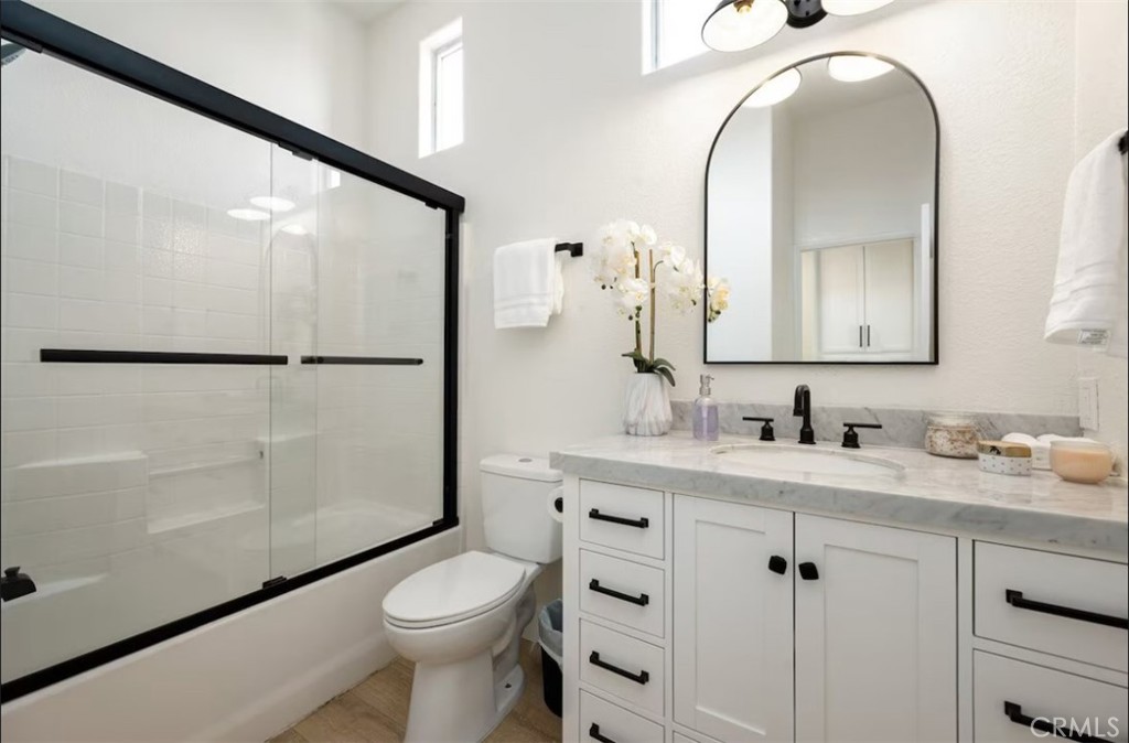 MLS #OC25063877 image #17