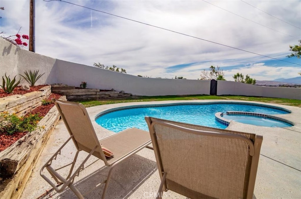 MLS #OC25063877 image #24