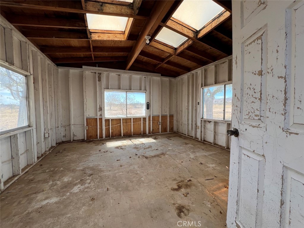 MLS #OC25068734 image #23