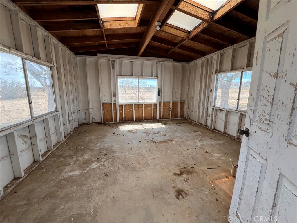 MLS #OC25068734 image #25