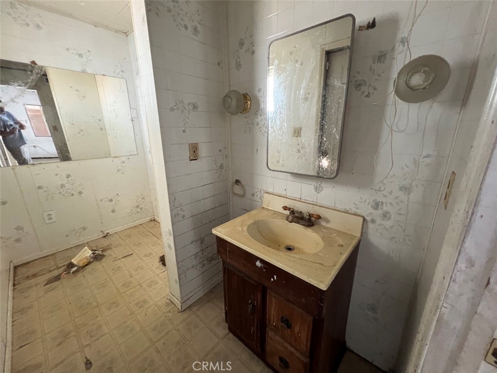 MLS #OC25068734 image #31