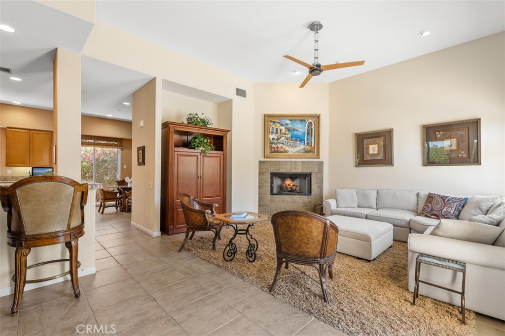 MLS #OC25079682 image #8