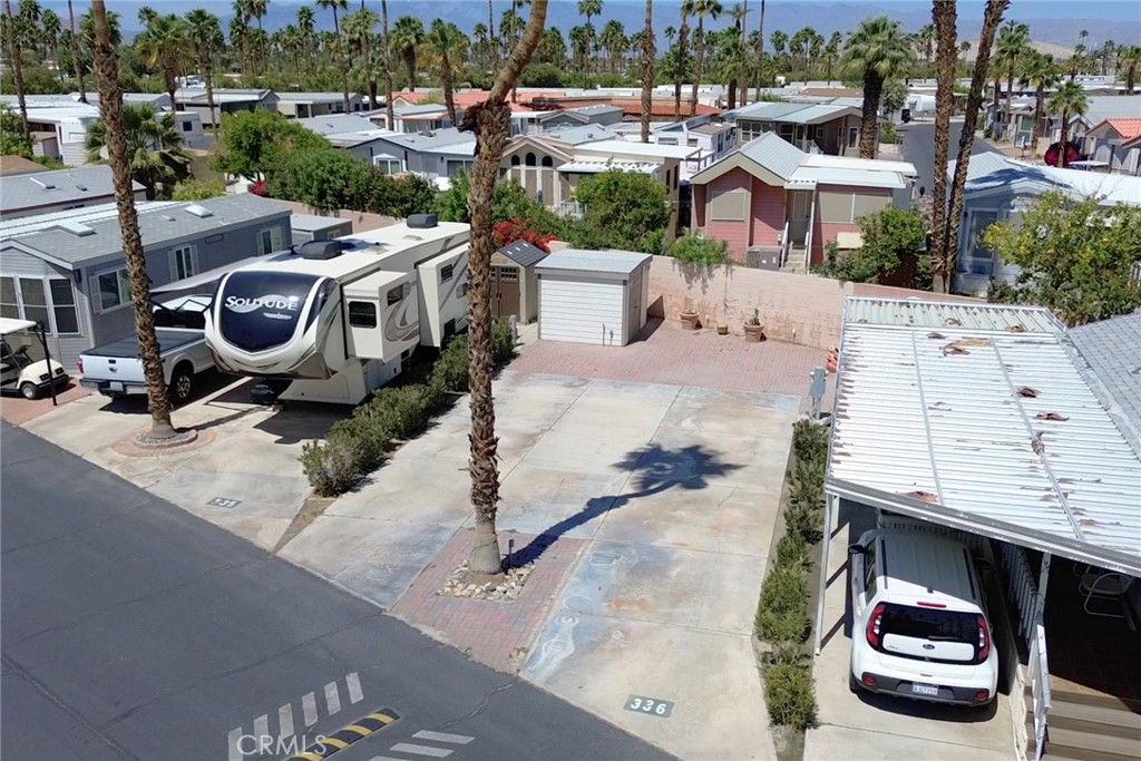 MLS #OC25080854 image #1