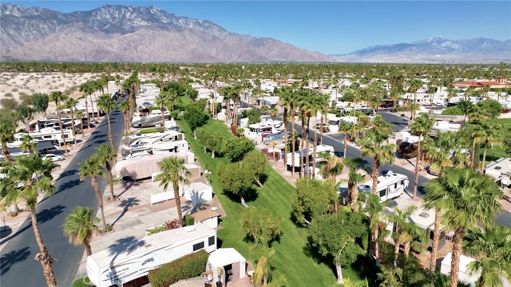 MLS #OC25080854 image #18