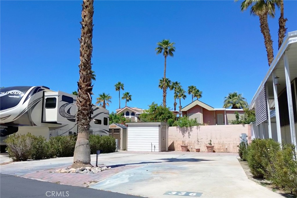 MLS #OC25080854 image #2