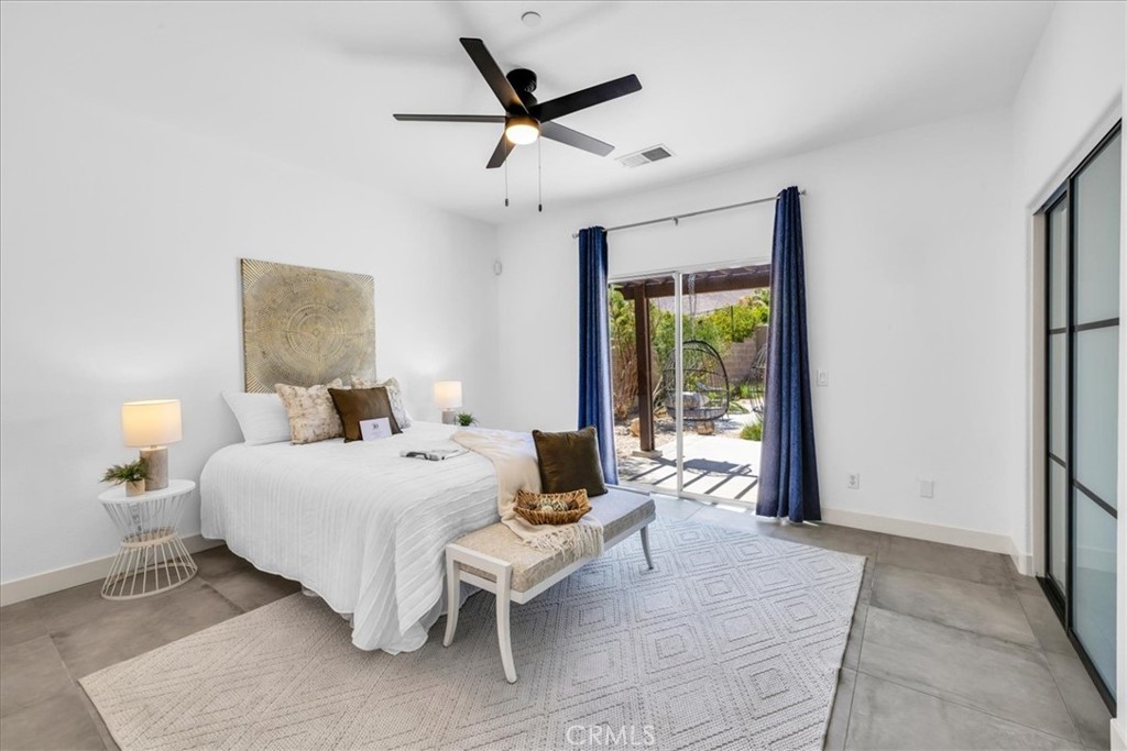 MLS #OC25102142 image #11