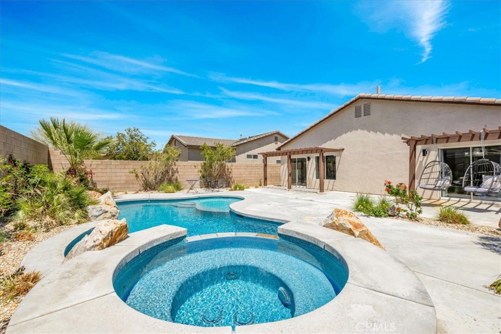 MLS #OC25102142 image #26