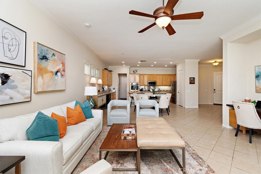 MLS #OC25102698 image #11