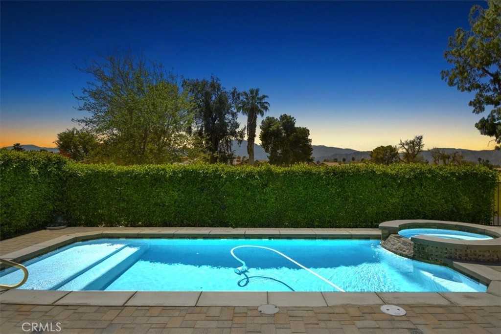 MLS #OC25102698 image #17