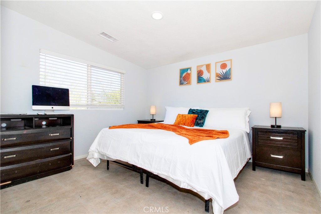 MLS #OC25112114 image #30