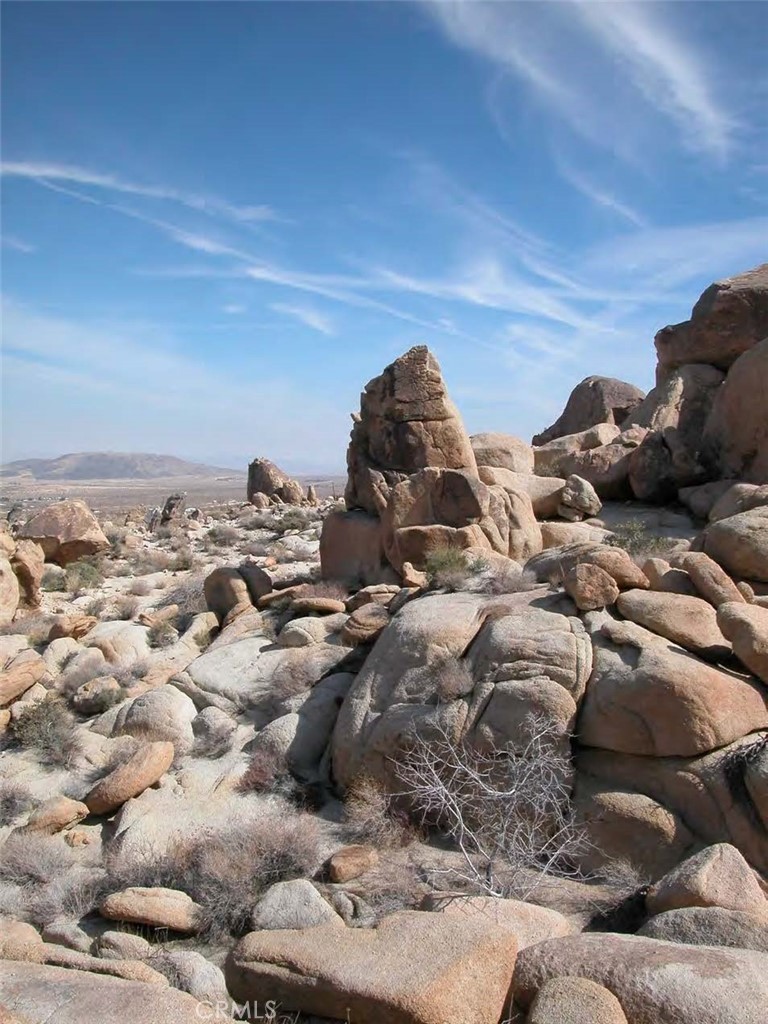 MLS #OC25122108 image #8