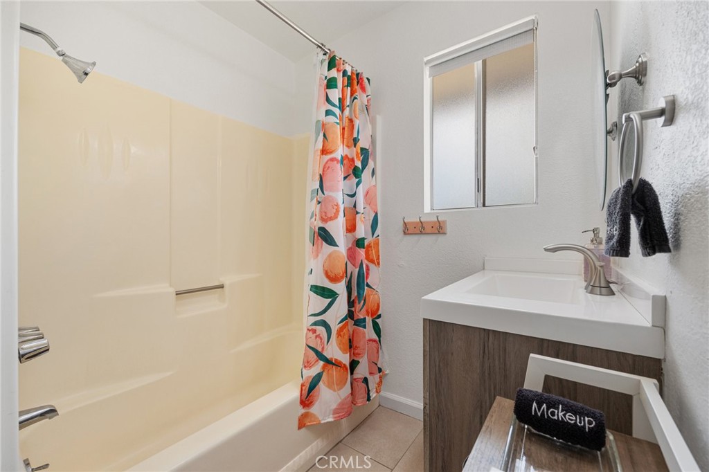 MLS #OC25125165 image #27