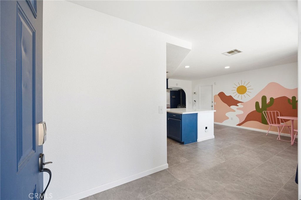 MLS #OC25125165 image #5