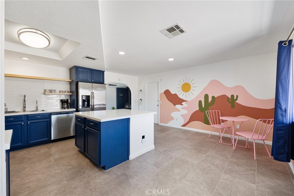 MLS #OC25125165 image #6