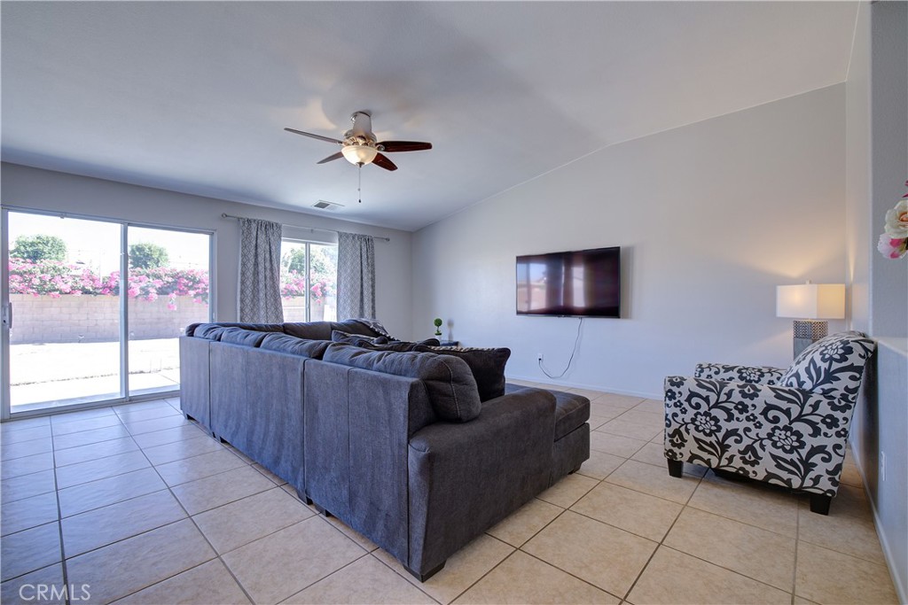 MLS #OC25129680 image #12