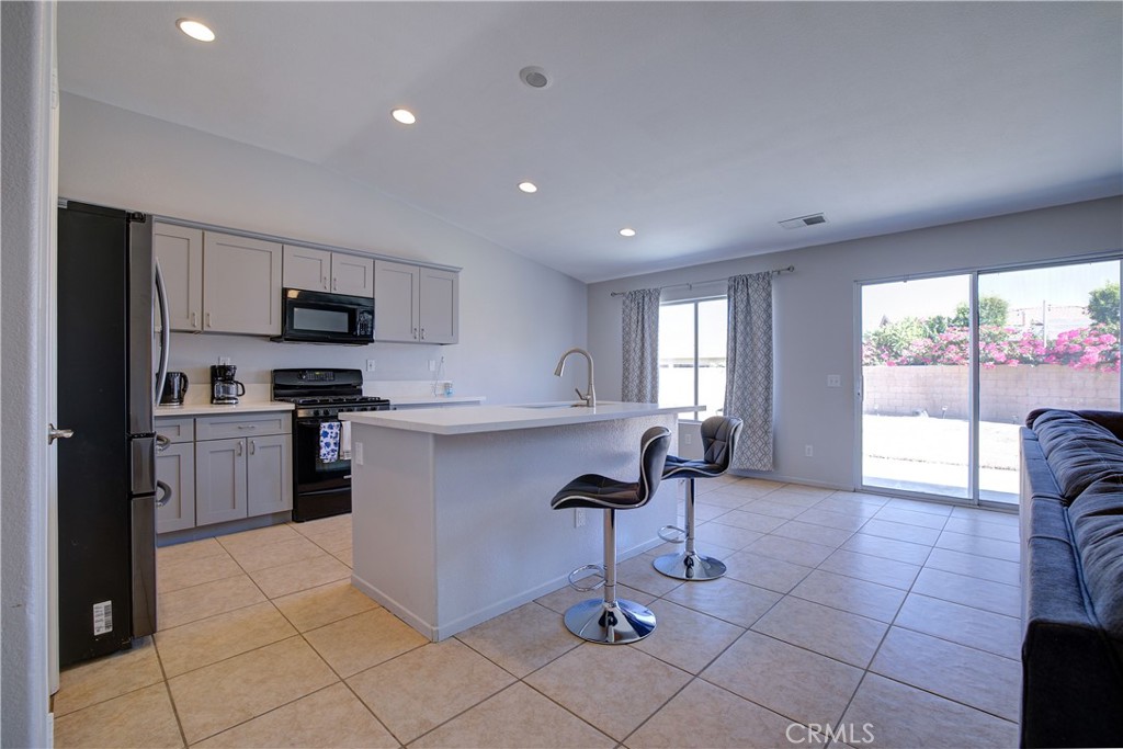 MLS #OC25129680 image #7