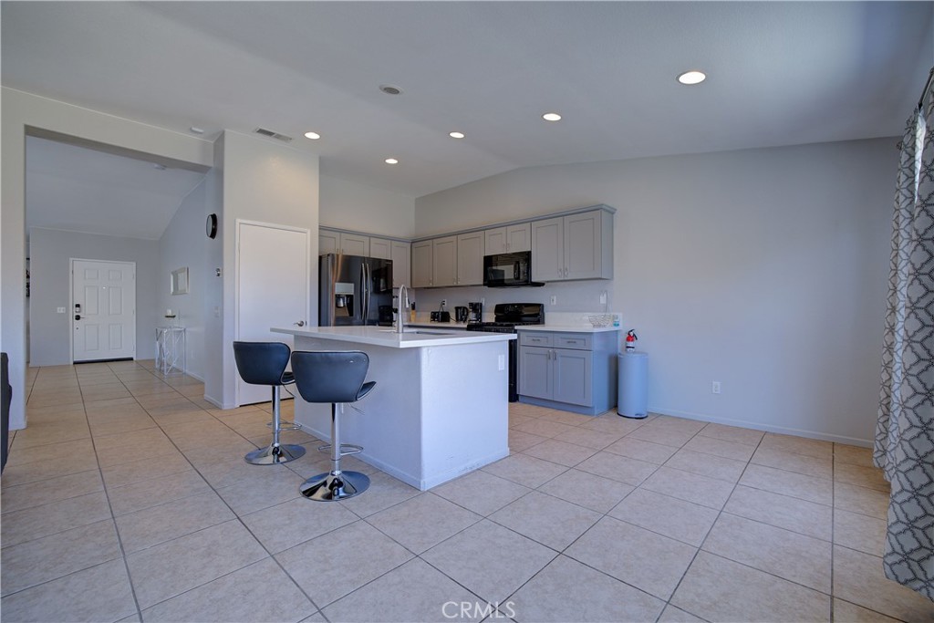 MLS #OC25129680 image #8