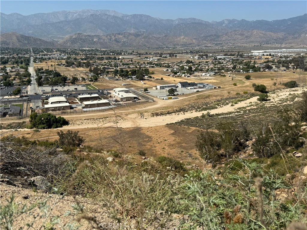 MLS #OC25130916 image #17