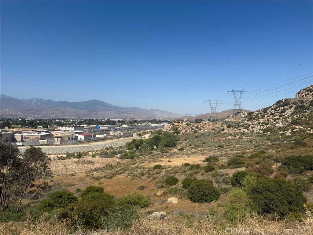 MLS #OC25130916 image #28