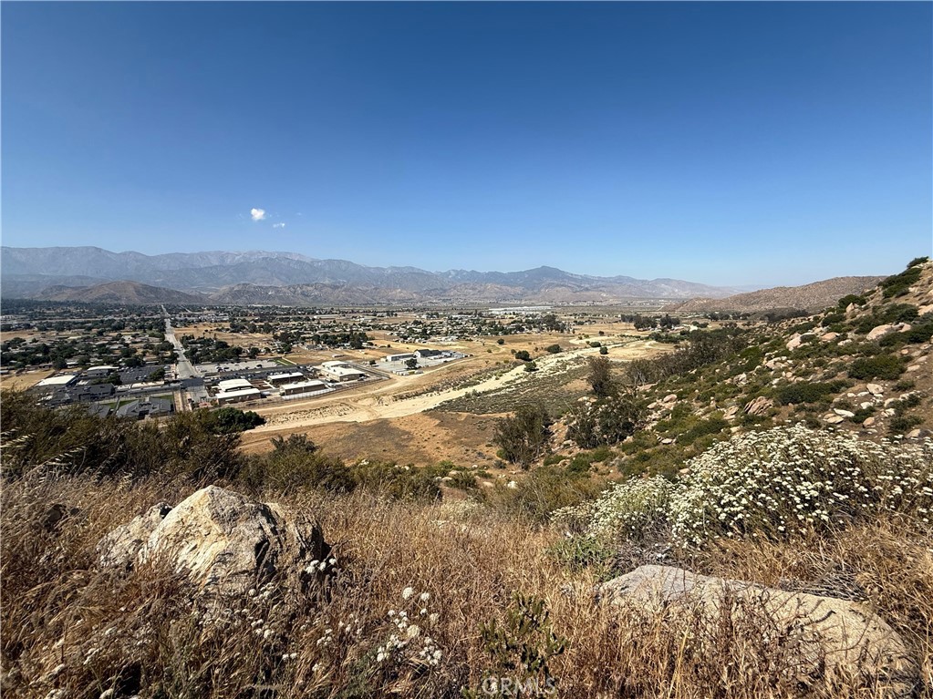 MLS #OC25130916 image #5