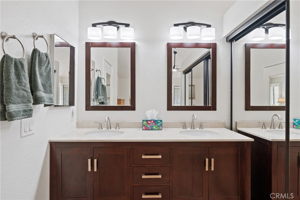 MLS #OC25132589 image #23