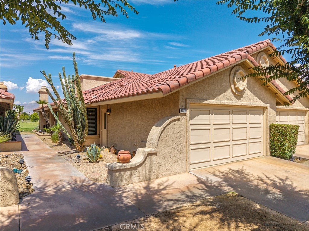 MLS #OC25132589 image #4