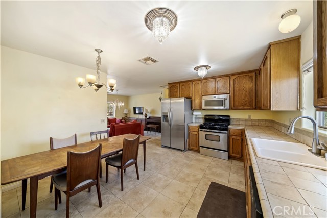 MLS #OC25132717 image #12