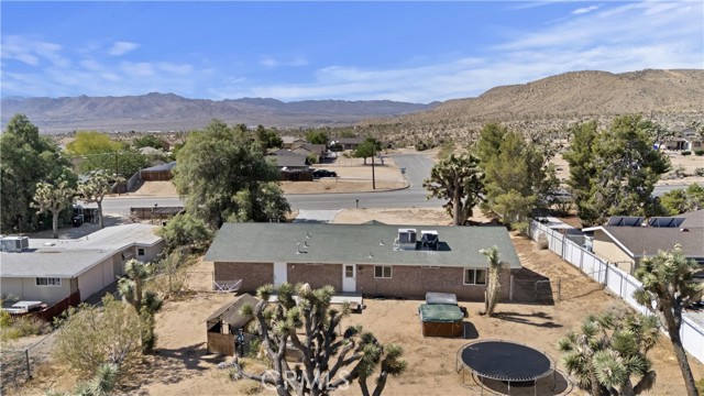 MLS #OC25132717 image #32