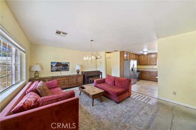 MLS #OC25132717 image #6