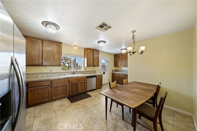 MLS #OC25132717 image #8