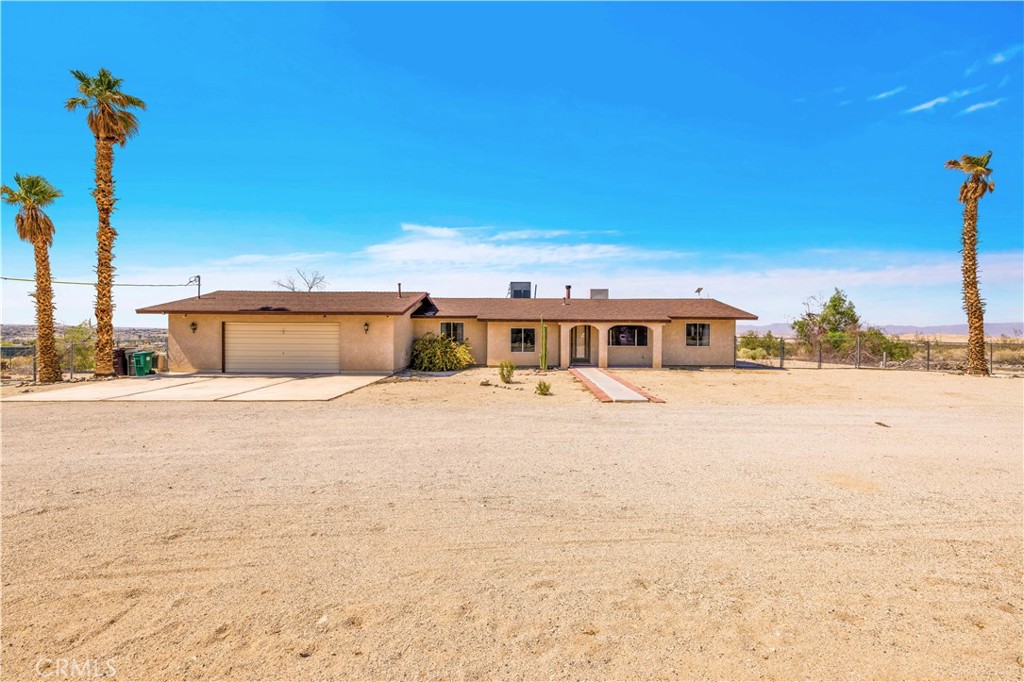 MLS #OC25140909 image #0