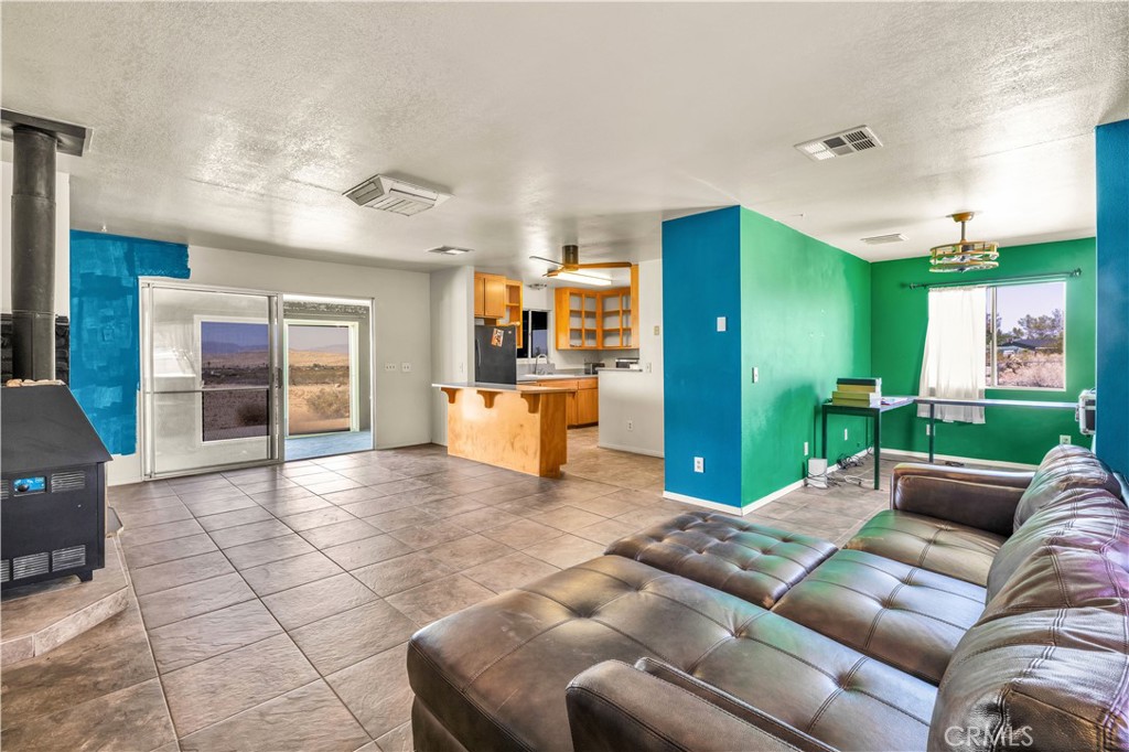 MLS #OC25140909 image #13