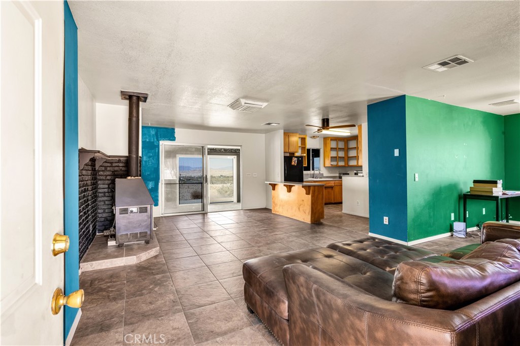 MLS #OC25140909 image #15