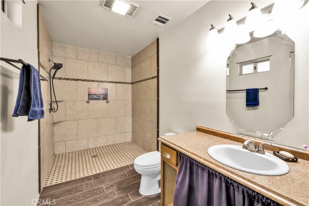 MLS #OC25140909 image #25