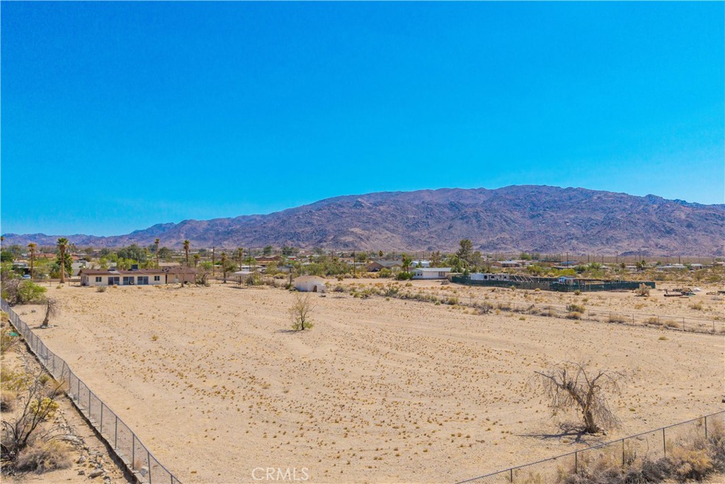 MLS #OC25140909 image #47