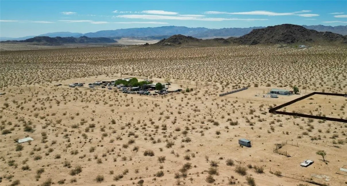 MLS #OC25142642 image #8