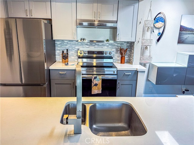 MLS #OC25148894 image #12