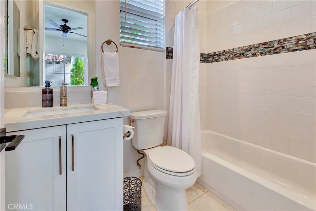 MLS #OC25150881 image #31