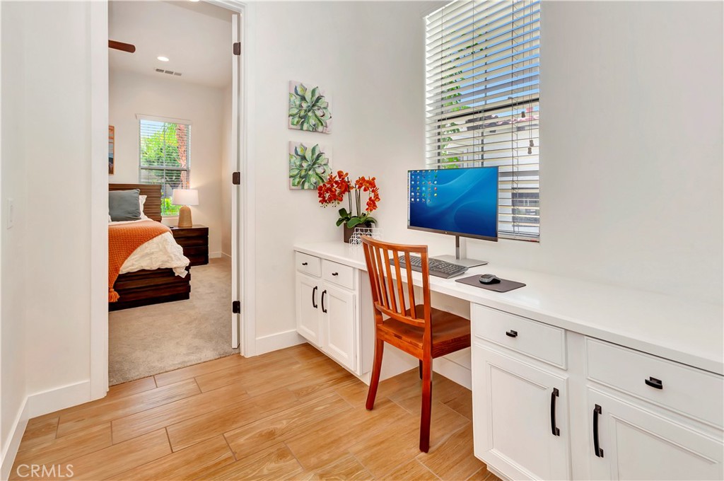 MLS #OC25150881 image #32