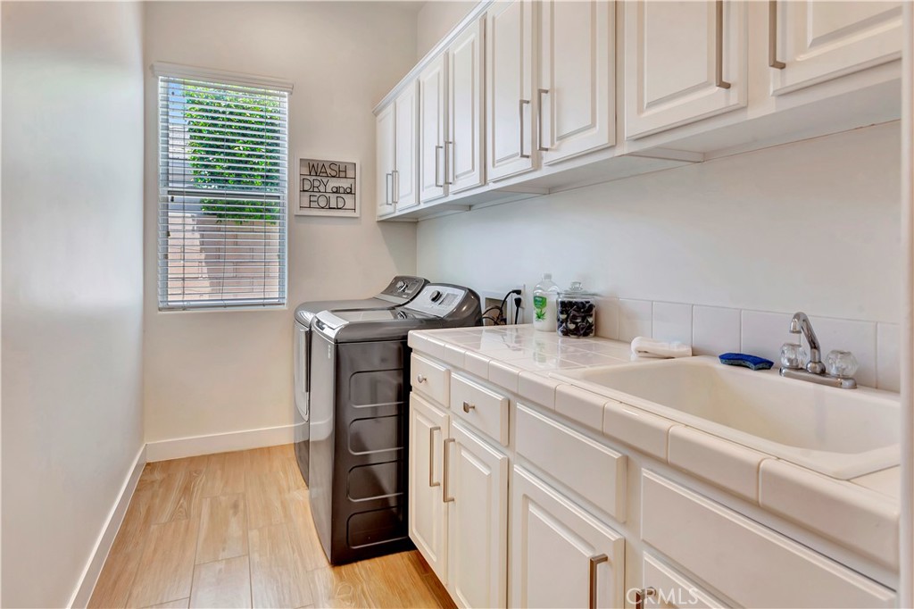 MLS #OC25150881 image #35