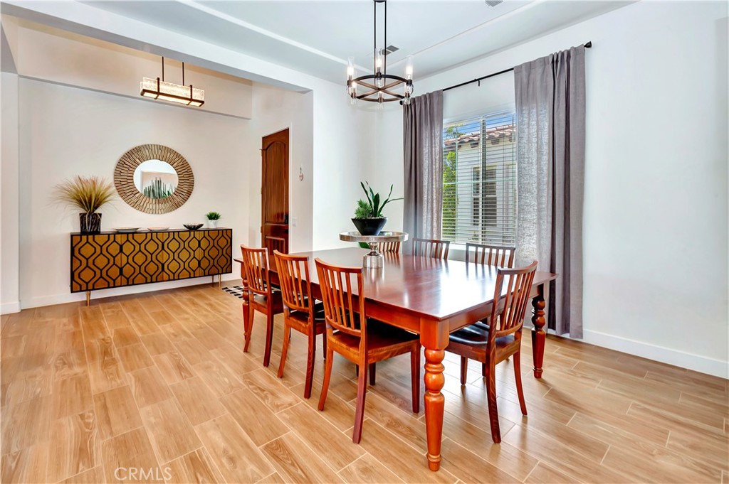 MLS #OC25150881 image #7