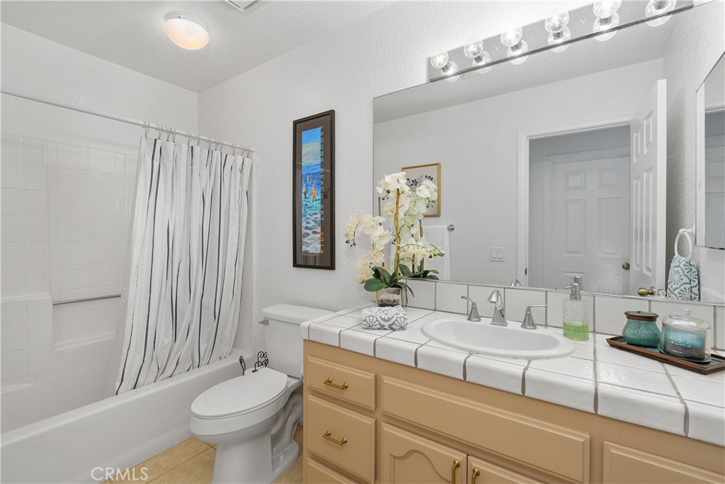 MLS #OC25151770 image #16