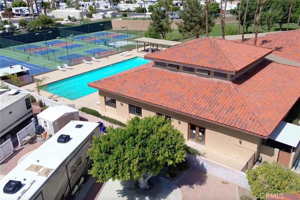 MLS #OC25152174 image #1