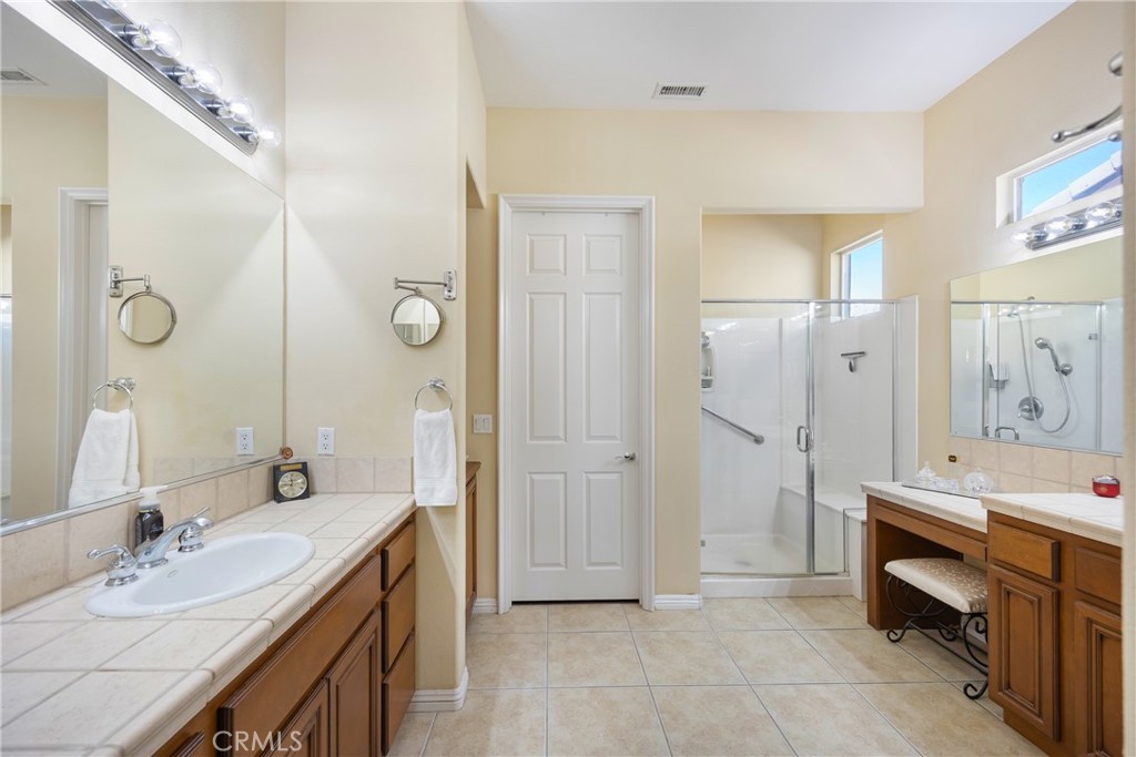 MLS #OC25154482 image #12